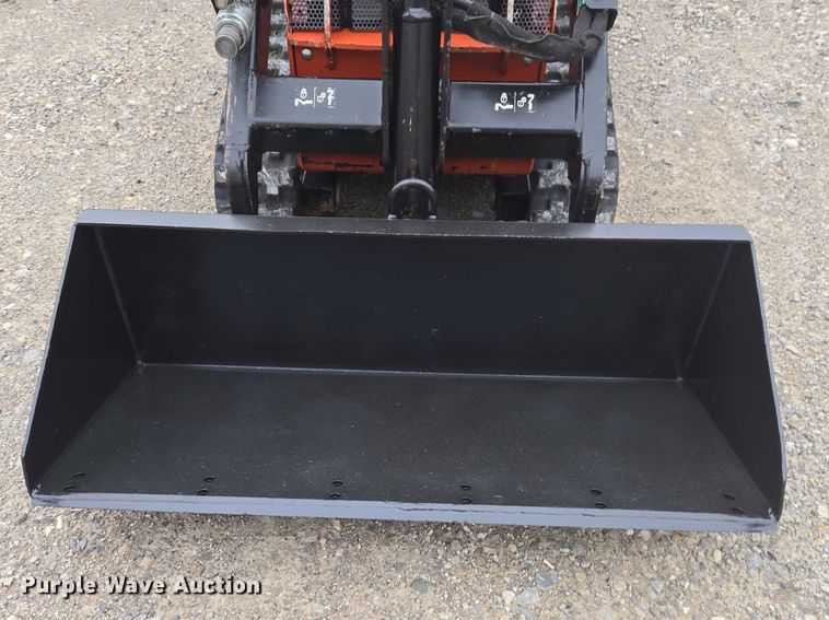 image for item ET1498 2022 Ditch Witch SK600 compact utility loader