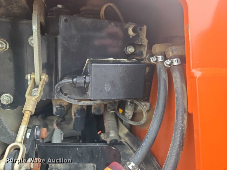 image for item ET1498 2022 Ditch Witch SK600 compact utility loader