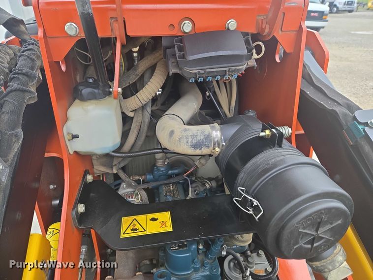 image for item ET1498 2022 Ditch Witch SK600 compact utility loader