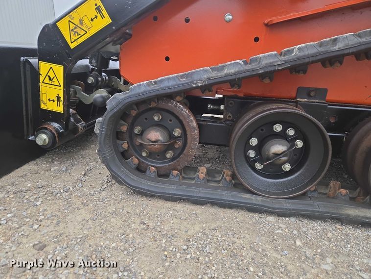 image for item ET1498 2022 Ditch Witch SK600 compact utility loader