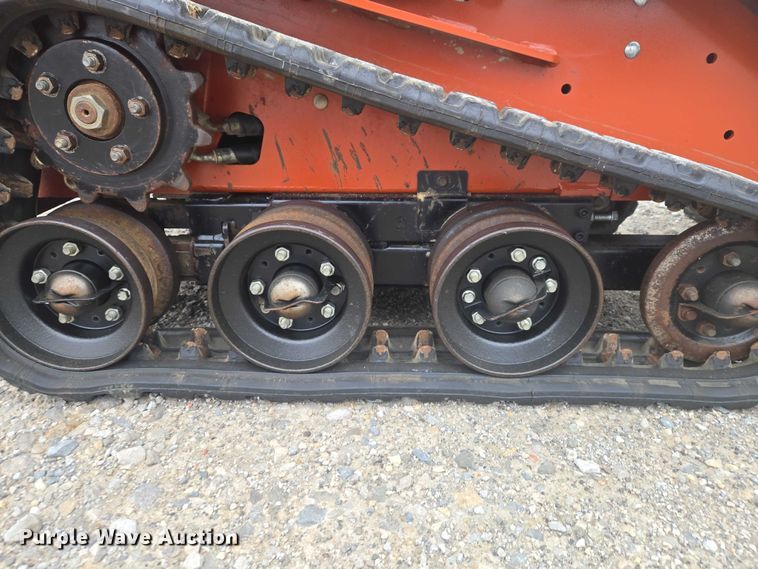 image for item ET1498 2022 Ditch Witch SK600 compact utility loader