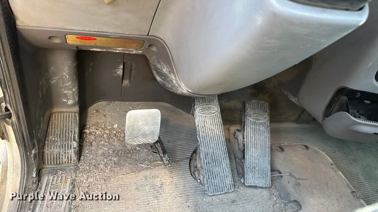 image for item ET1681 2007 Peterbilt 357 ready mix truck