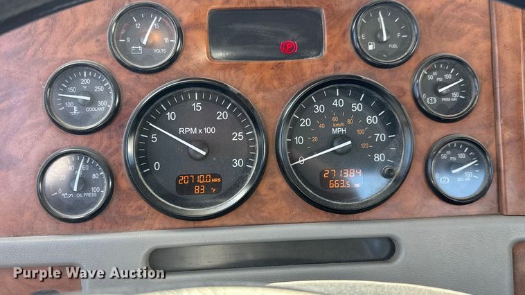 image for item ET1681 2007 Peterbilt 357 ready mix truck