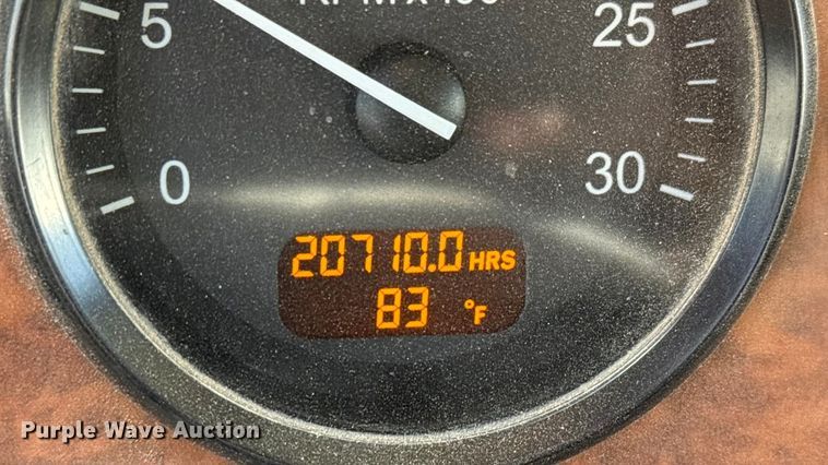 image for item ET1681 2007 Peterbilt 357 ready mix truck