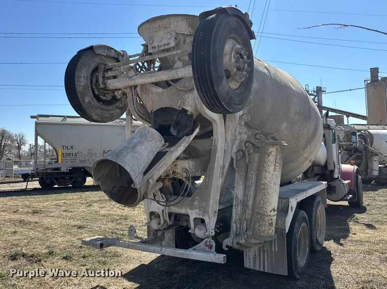 image for item ET1683 2007 Kenworth W900 ready mix truck