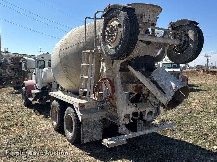 image for item ET1683 2007 Kenworth W900 ready mix truck