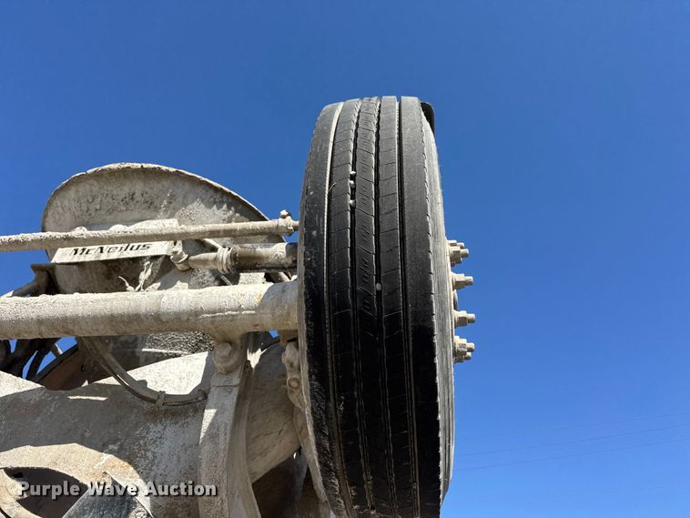 image for item ET1683 2007 Kenworth W900 ready mix truck