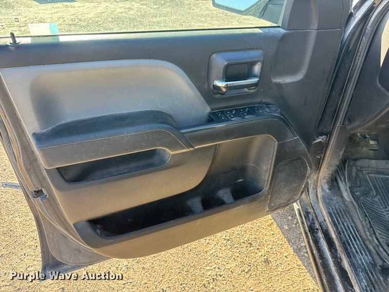 image for item ET1699 2016 Chevrolet Silverado 1500 Ext. Cab pickup truck