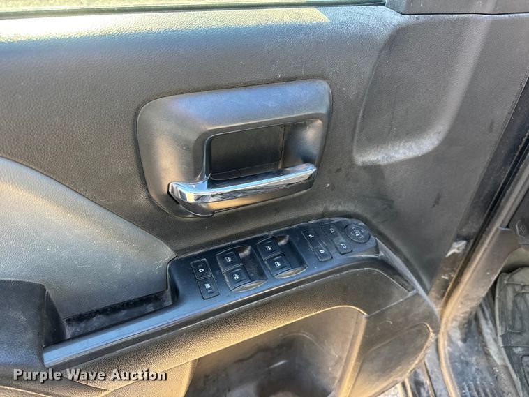 image for item ET1699 2016 Chevrolet Silverado 1500 Ext. Cab pickup truck