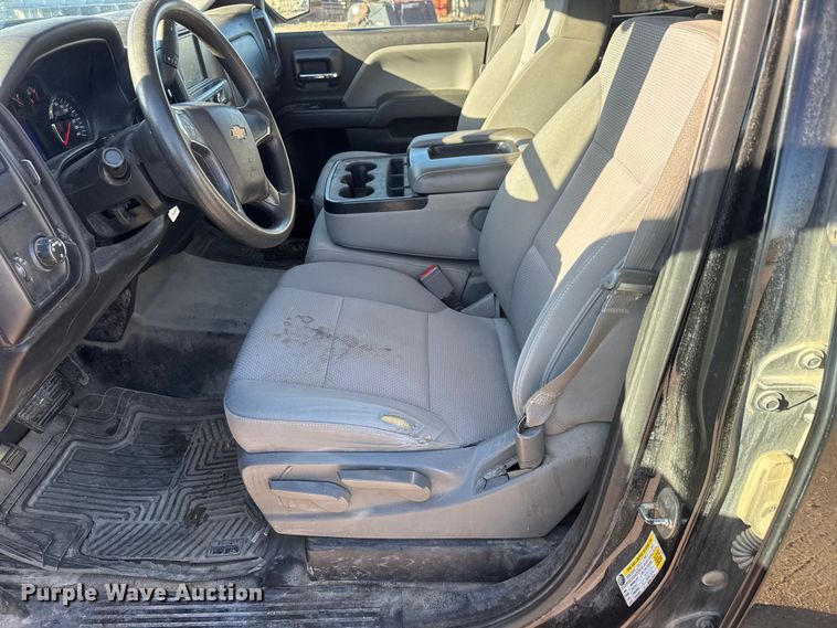 image for item ET1699 2016 Chevrolet Silverado 1500 Ext. Cab pickup truck