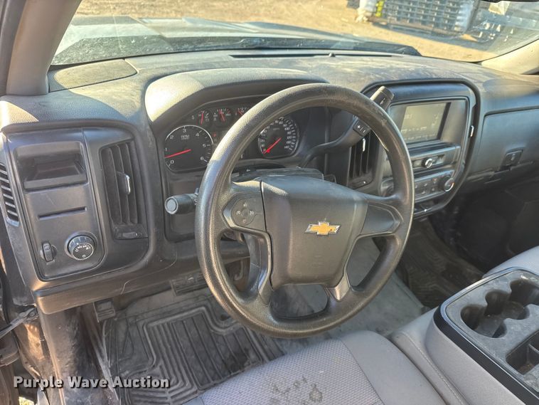 image for item ET1699 2016 Chevrolet Silverado 1500 Ext. Cab pickup truck