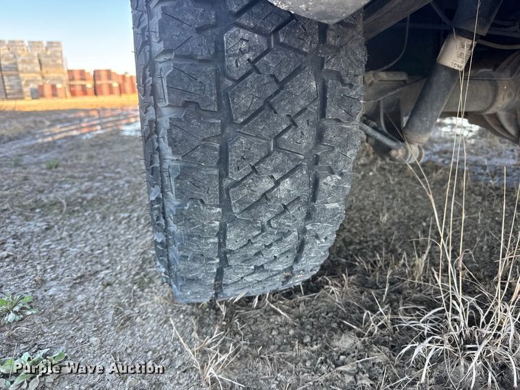 image for item ET1699 2016 Chevrolet Silverado 1500 Ext. Cab pickup truck