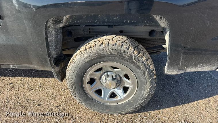 image for item ET1699 2016 Chevrolet Silverado 1500 Ext. Cab pickup truck