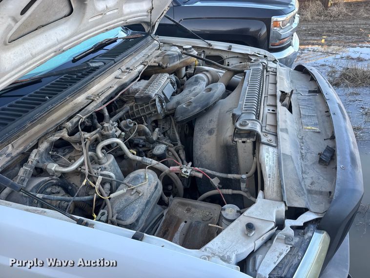image for item ET1700 2005 Ford F250 Super Duty Crew Cab pickup truck