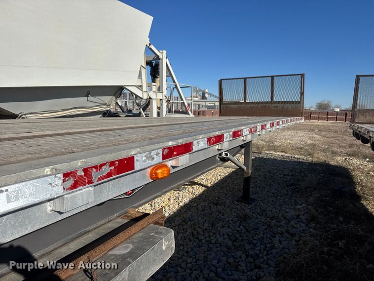 image for item ET1701 2018 Wilson CF–1080 flatbed trailer