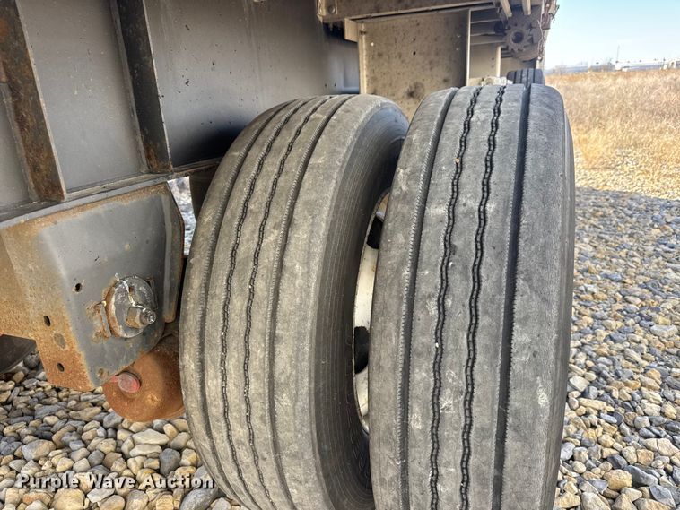 image for item ET1701 2018 Wilson CF–1080 flatbed trailer