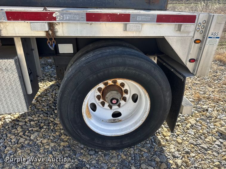 image for item ET1701 2018 Wilson CF–1080 flatbed trailer
