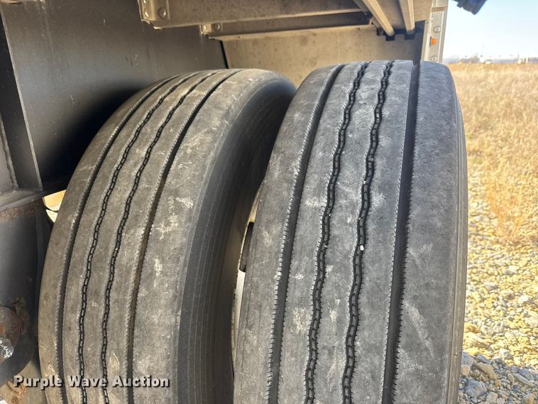 image for item ET1701 2018 Wilson CF–1080 flatbed trailer