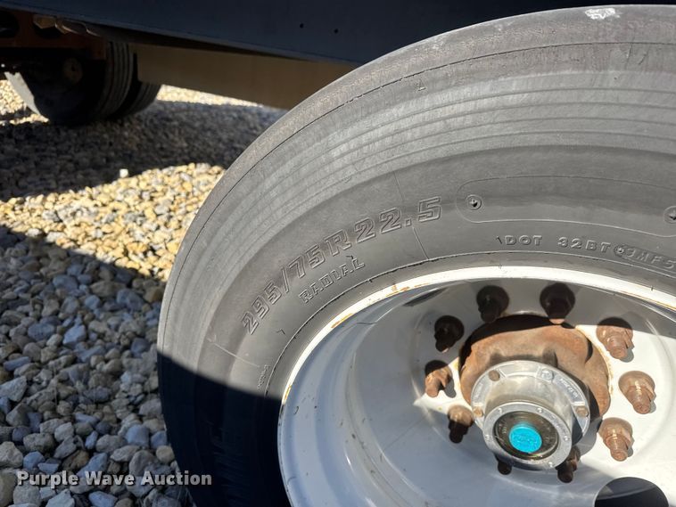 image for item ET1701 2018 Wilson CF–1080 flatbed trailer