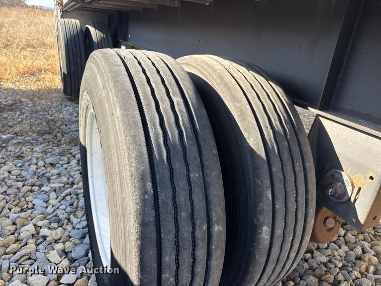 image for item ET1701 2018 Wilson CF–1080 flatbed trailer