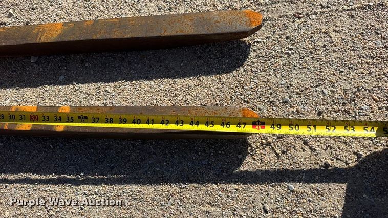 image for item ET1702 2009 Chrisman RT5500 forklift