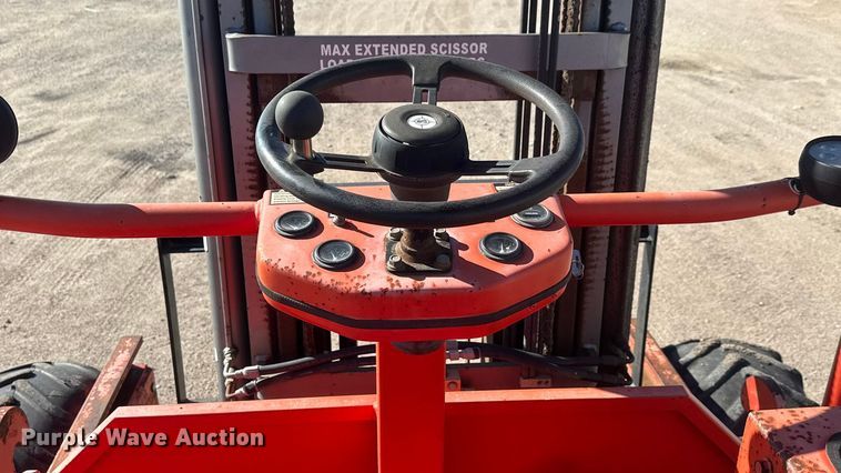 image for item ET1702 2009 Chrisman RT5500 forklift