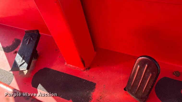 image for item ET1702 2009 Chrisman RT5500 forklift