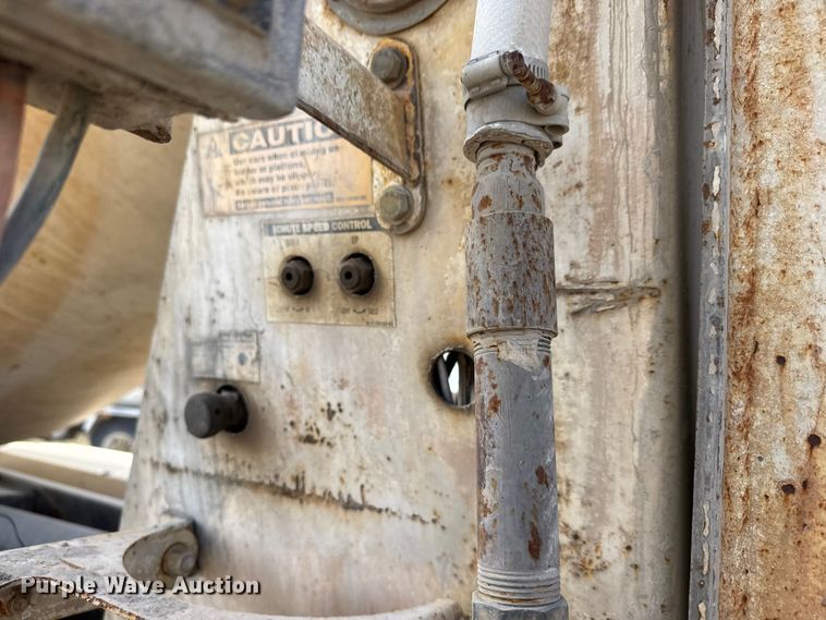 image for item ET1706 2006 Kenworth W900B ready mix truck