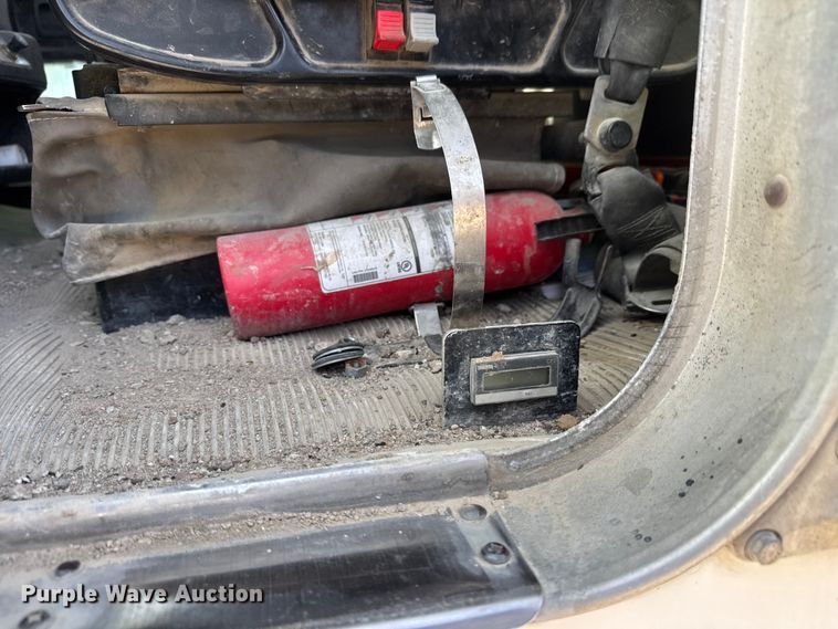 image for item ET1706 2006 Kenworth W900B ready mix truck