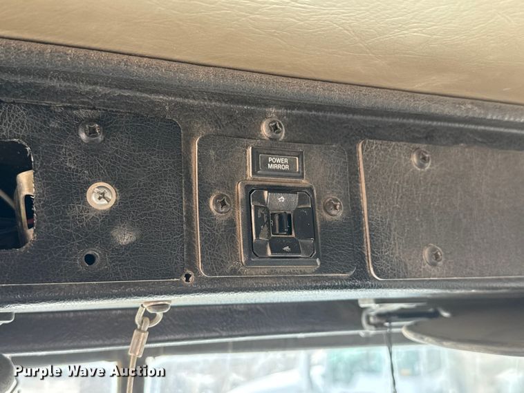 image for item ET1706 2006 Kenworth W900B ready mix truck