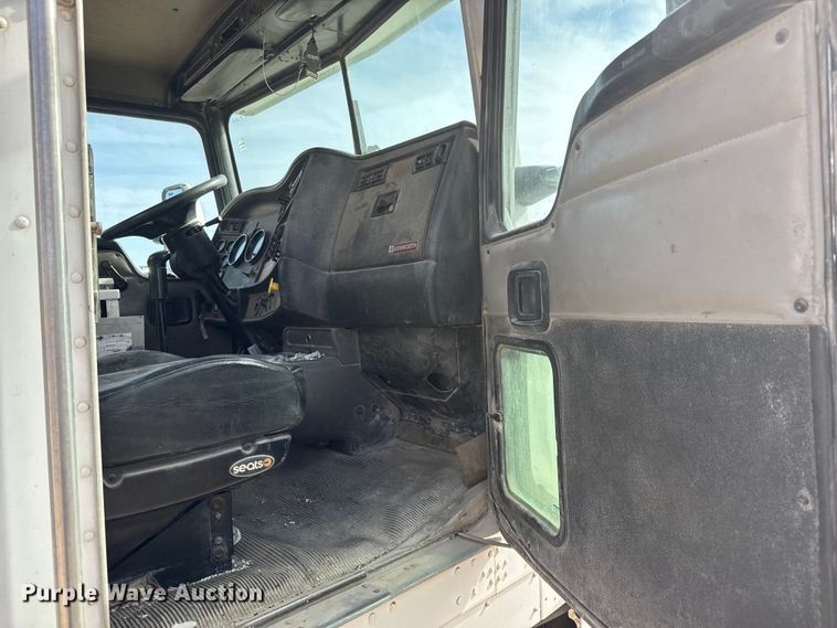 image for item ET1706 2006 Kenworth W900B ready mix truck