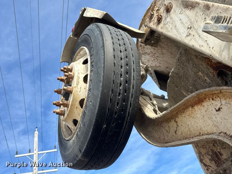 image for item ET1706 2006 Kenworth W900B ready mix truck