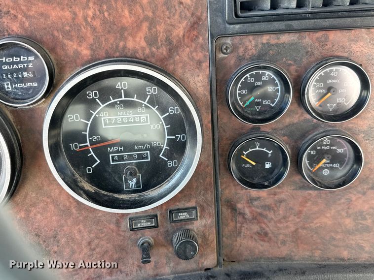 image for item ET1707 2006 Kenworth W900B ready mix truck