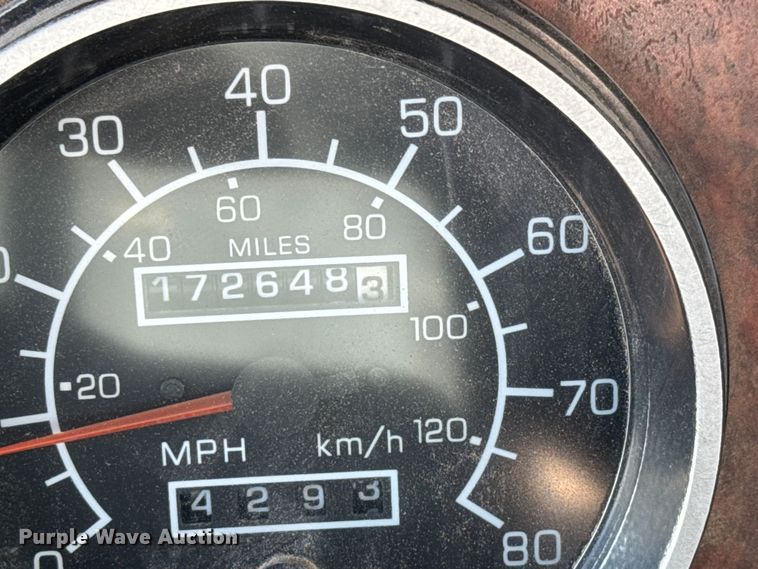 image for item ET1707 2006 Kenworth W900B ready mix truck