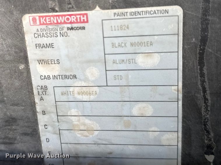 image for item ET1707 2006 Kenworth W900B ready mix truck