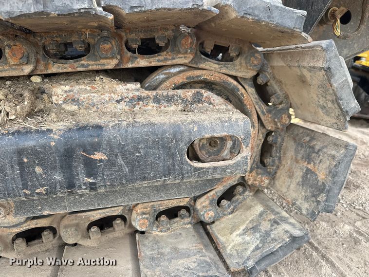 image for item ET1717 2021 Vermeer D24x40 III Navigator directional boring unit