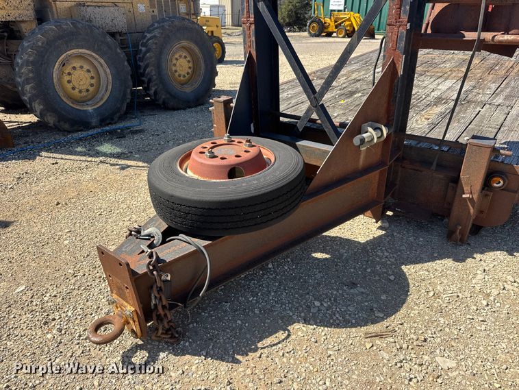 image for item ET1737 2002 Belshe DT2255 equipment trailer