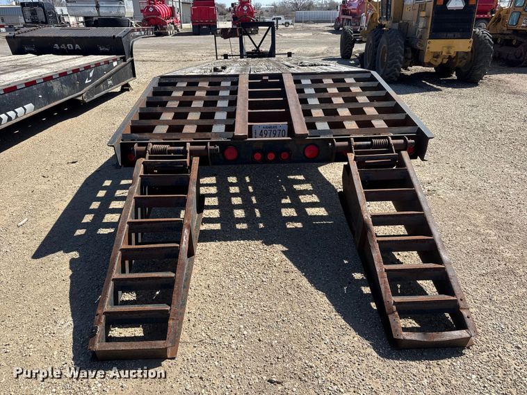 image for item ET1737 2002 Belshe DT2255 equipment trailer
