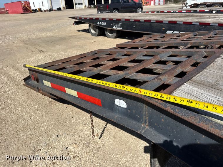 image for item ET1737 2002 Belshe DT2255 equipment trailer