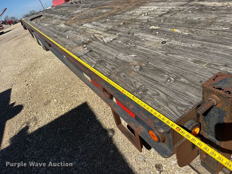 image for item ET1737 2002 Belshe DT2255 equipment trailer