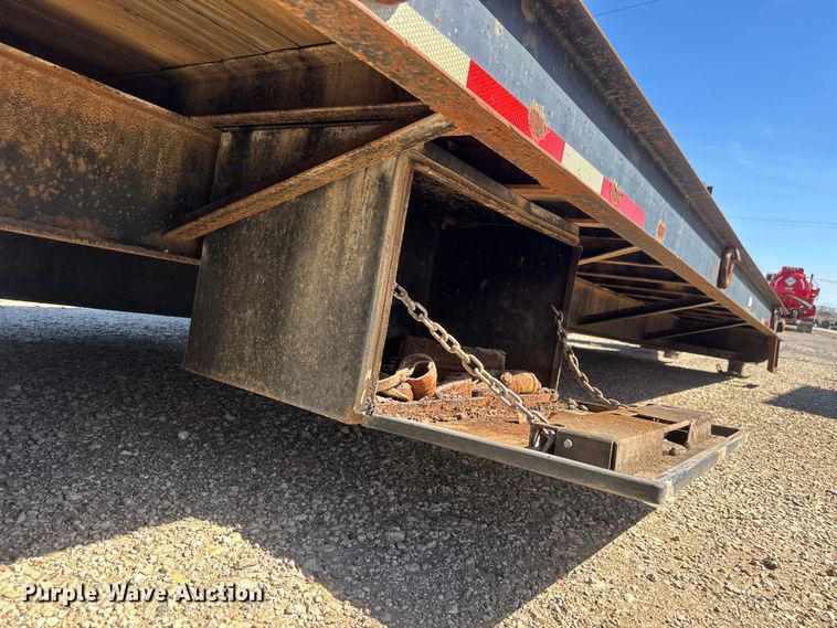 image for item ET1737 2002 Belshe DT2255 equipment trailer