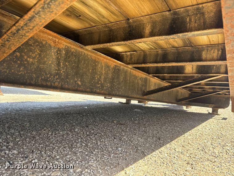 image for item ET1737 2002 Belshe DT2255 equipment trailer