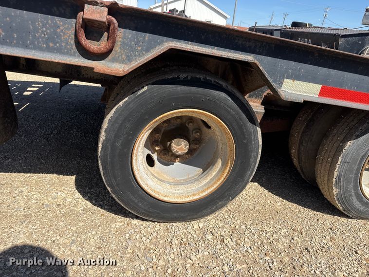 image for item ET1737 2002 Belshe DT2255 equipment trailer