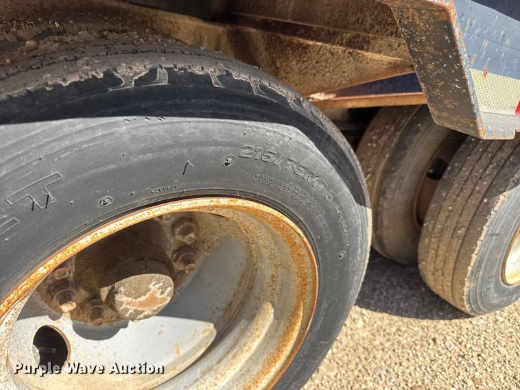 image for item ET1737 2002 Belshe DT2255 equipment trailer