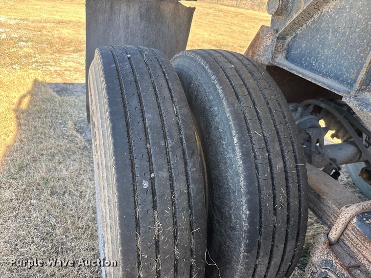 image for item ET1739 2007 Manac TSTD-26 end dump trailer