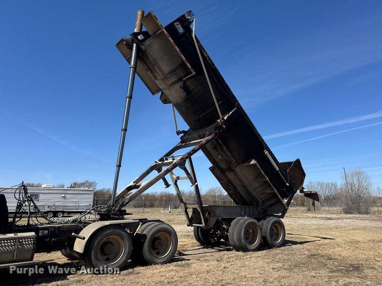 image for item ET1739 2007 Manac TSTD-26 end dump trailer