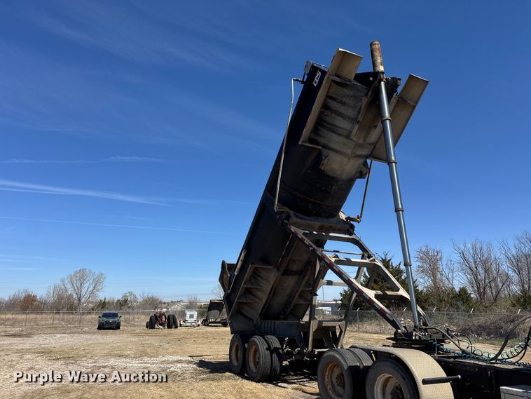 image for item ET1739 2007 Manac TSTD-26 end dump trailer