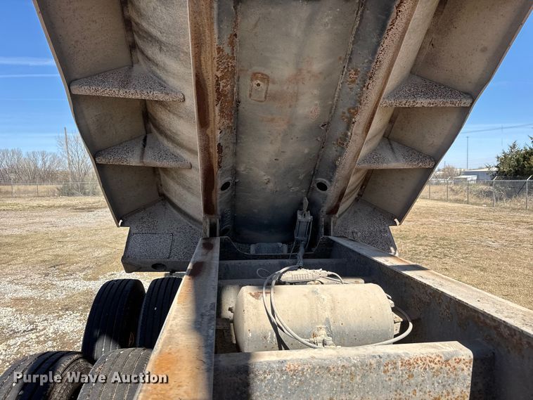 image for item ET1739 2007 Manac TSTD-26 end dump trailer