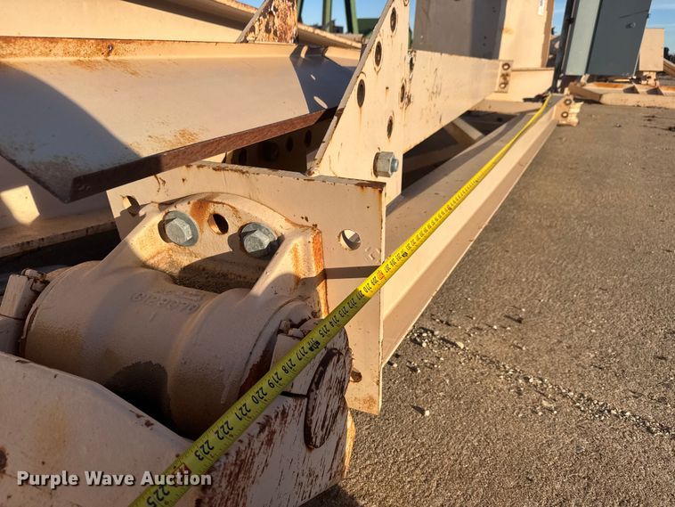 image for item ET1741 2009 Lufkin C-320D-305-100 pump jack