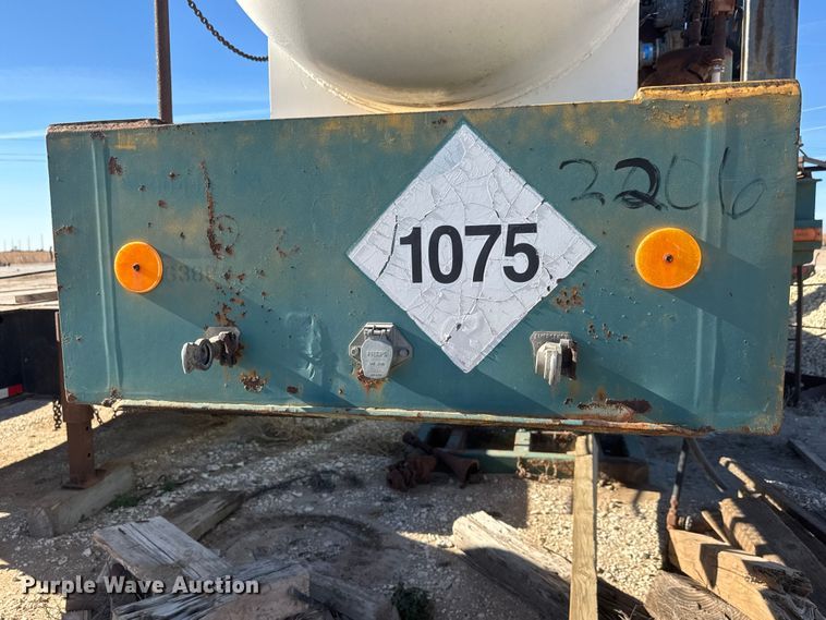 image for item ET1743 Lufkin CM-320D-305-100 pump jack